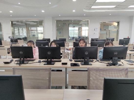 欧洲妇女做爰高潮喷水