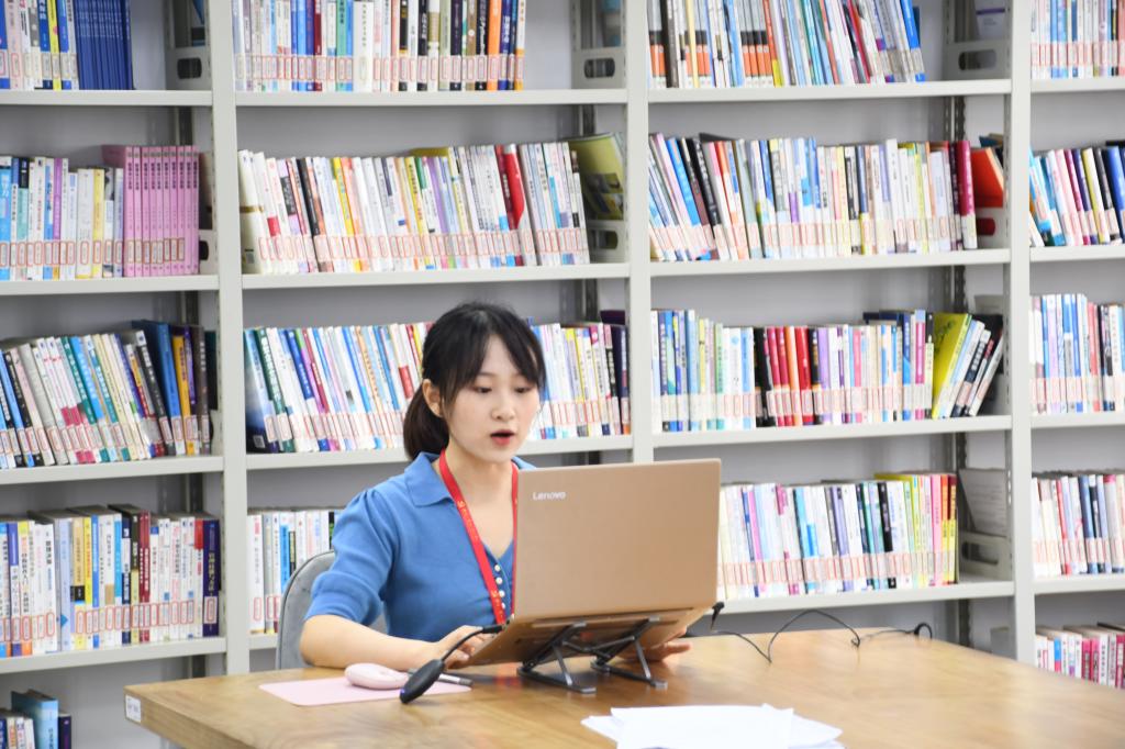 欧洲妇女做爰高潮喷水