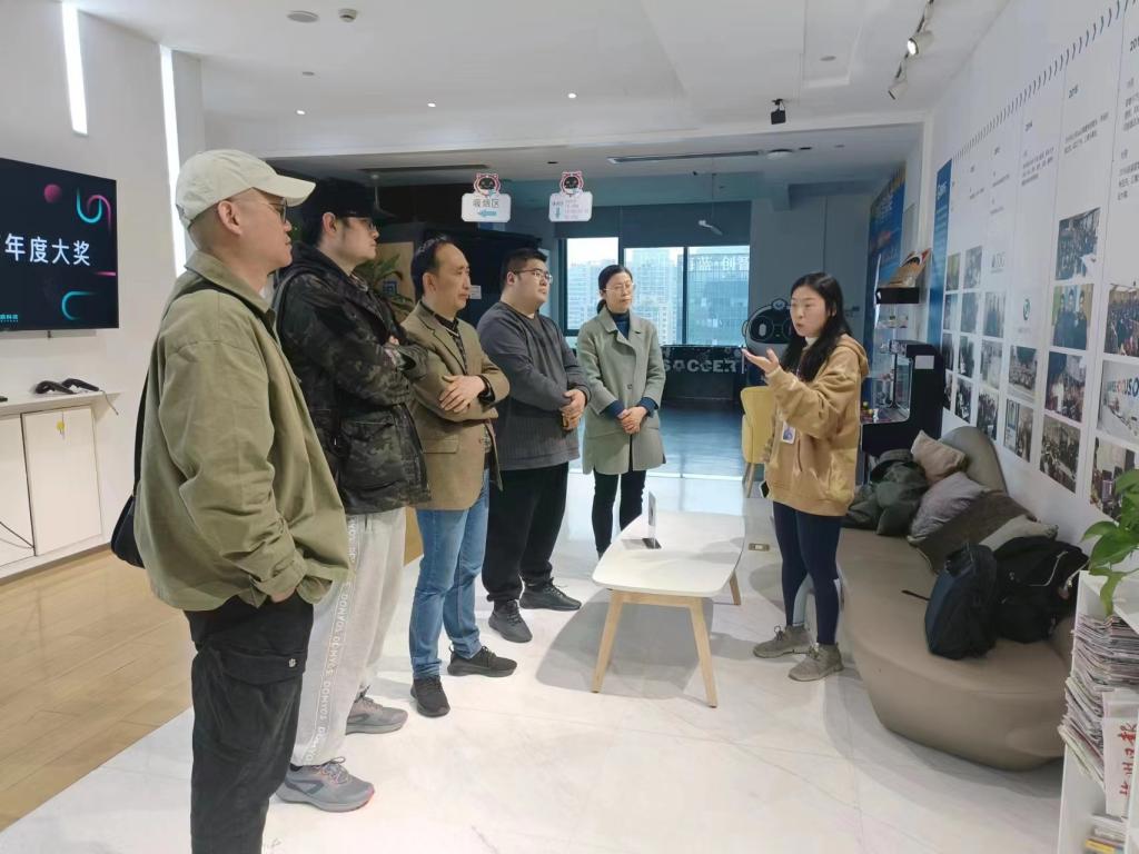 欧洲妇女做爰高潮喷水