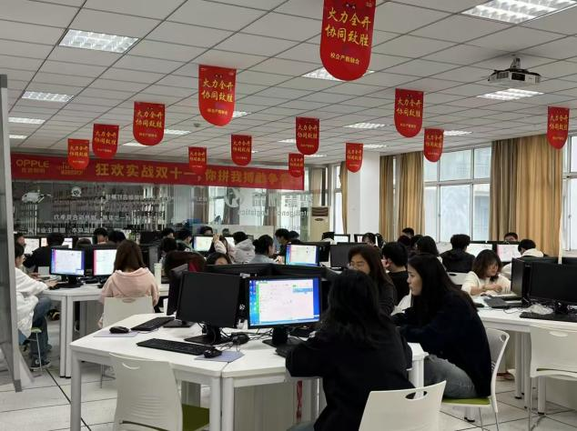 欧洲妇女做爰高潮喷水