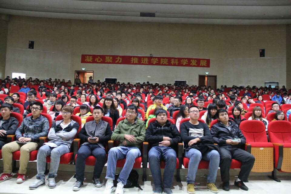 欧洲妇女做爰高潮喷水