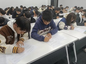 欧洲妇女做爰高潮喷水