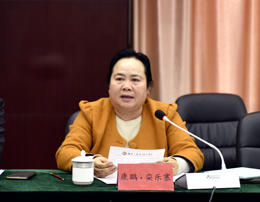 欧洲妇女做爰高潮喷水