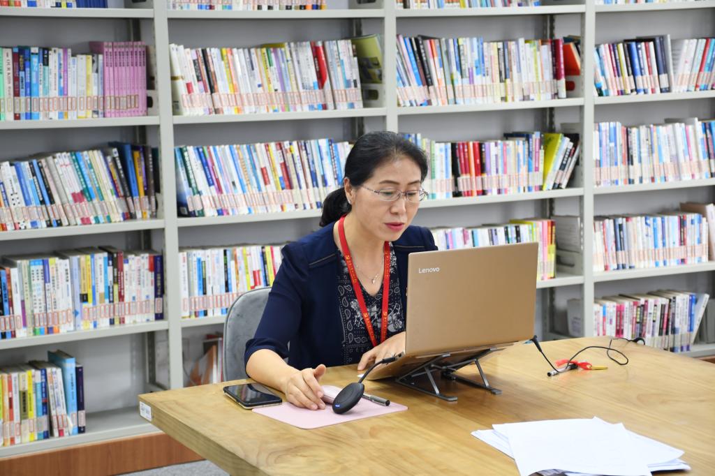 欧洲妇女做爰高潮喷水