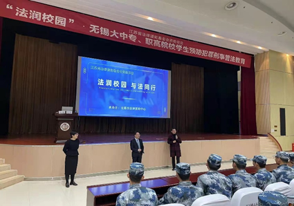 欧洲妇女做爰高潮喷水