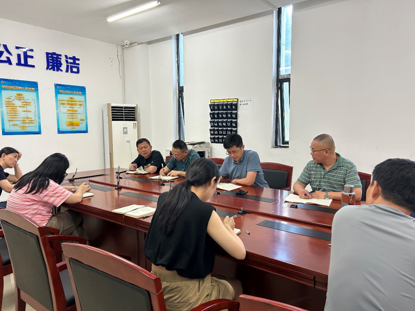 欧洲妇女做爰高潮喷水