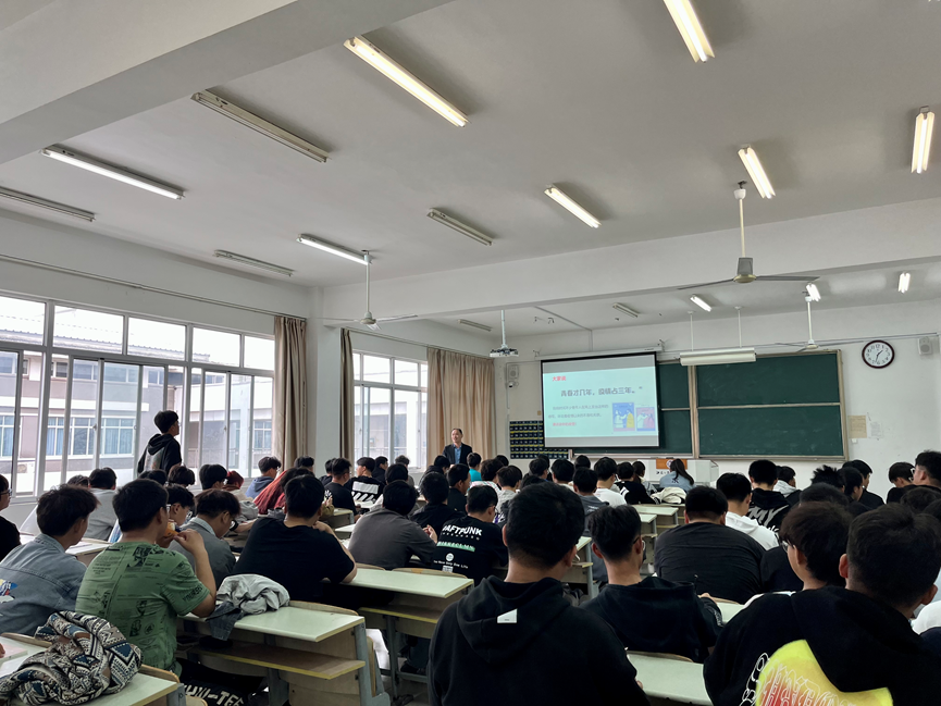 欧洲妇女做爰高潮喷水