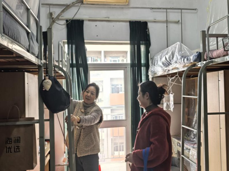 欧洲妇女做爰高潮喷水