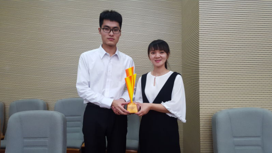 欧洲妇女做爰高潮喷水