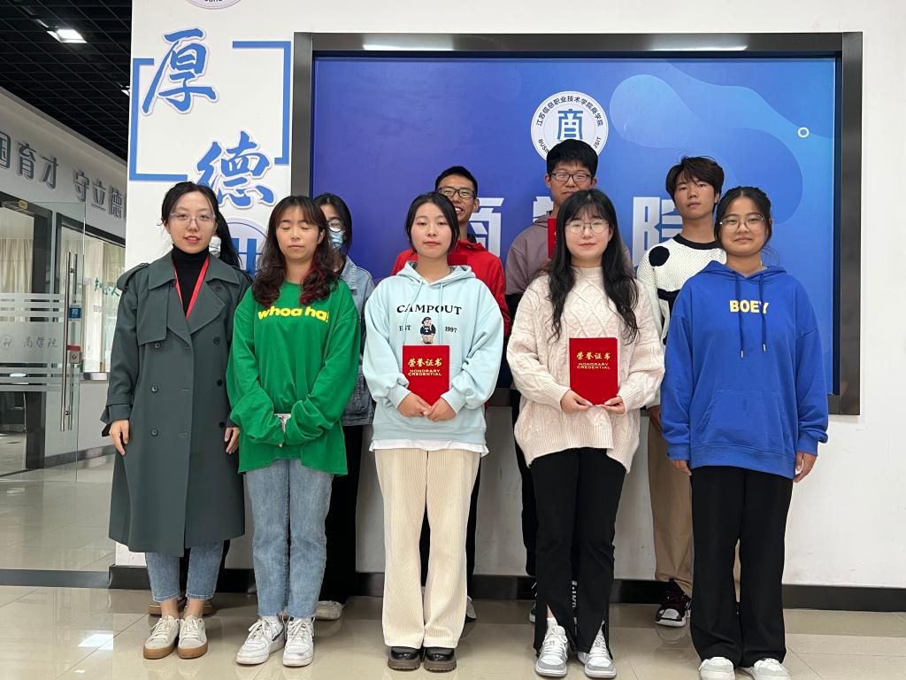 欧洲妇女做爰高潮喷水
